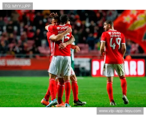 本菲卡商谈引入意大利创造型年轻人：开启足球新纪元